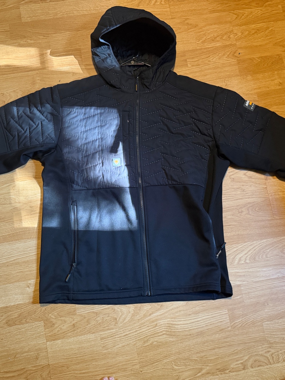 Ariat Men’s Black Quilted Hooded Performance Jacket rebar cloud 9